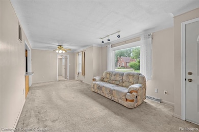 Living room/Dining Room
