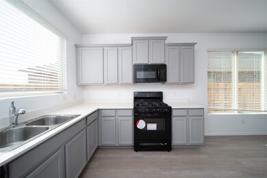 18422 Running Shadow Ct, Hockley, TX 77447 - photo 6