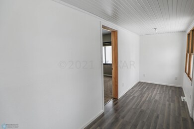 Front Porch/Entry