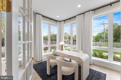 1620 Chain Bridge Rd, McLean, VA 22101 - photo 7