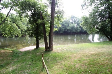Greenbrier River Frontage