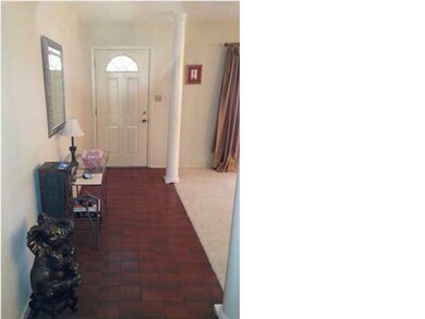 ENTRY FOYER