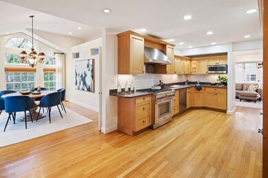 77 Bloomfield St, Lexington, MA 02421 - photo 5