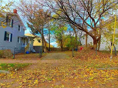 9 Lafountain St unit 11, Burlington, VT 05401 - photo 3