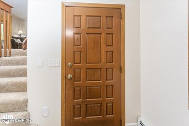 04-Front Entry_IMG_0885