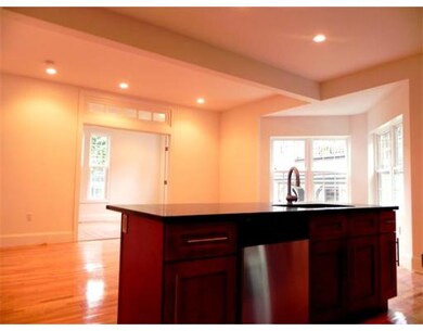 18 Wayne St, Dorchester, MA 02121 - photo 4