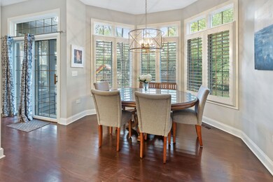 609 N Sleight St, Naperville, IL 60563 - photo 4