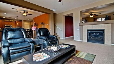 7 LivingRoom1