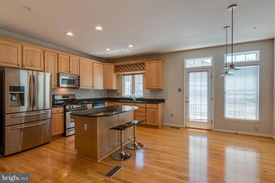 4508 Hidden Stream Ct, Owings Mills, MD 21117 - photo 2