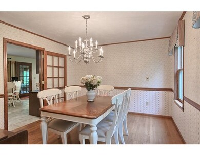 113 Chestnut St, Pepperell, MA 01463 - photo 6