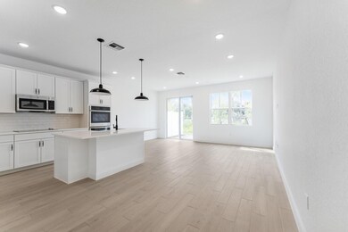 174 SE Birch Terrace unit 207, Stuart, FL 34997 - photo 5