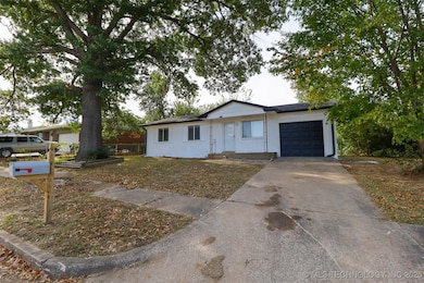 1119 N Kansas Ave, Claremore, OK 74017 - photo 2