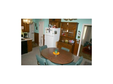 Eat in Kitchen area