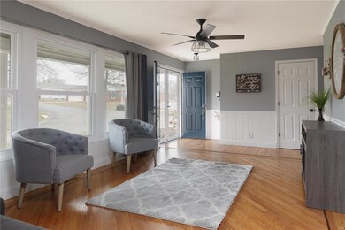 Light and Bright with big windows