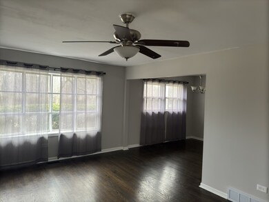 5690 Alabama Ave, Clarendon Hills, IL 60514 - photo 2