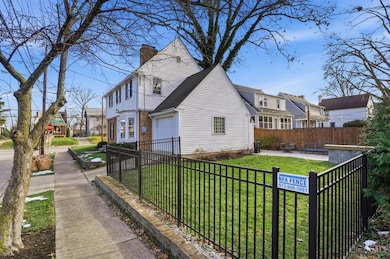 3343 N Sterling Way, Cincinnati, OH 45209 - photo 2