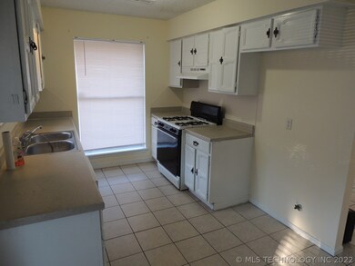 508 W Roanoke St, Broken Arrow, OK 74011 - photo 7