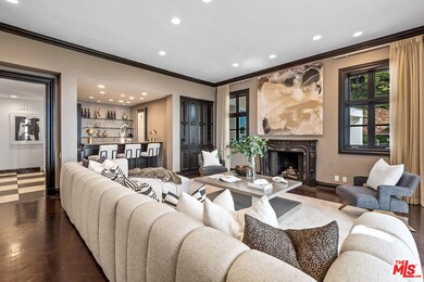 1151 N Hillcrest Rd, Beverly Hills, CA 90210 - photo 7