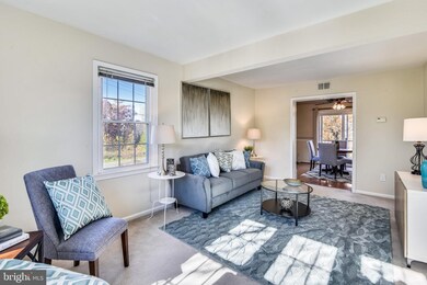 1014B Brixton Ct unit B, Sterling, VA 20164 - photo 5