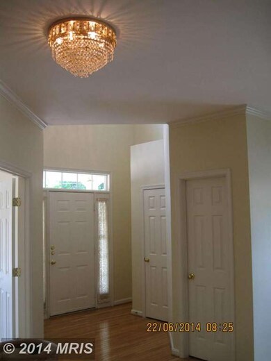 2049 Madrillon Rd, Vienna, VA 22182 - photo 7