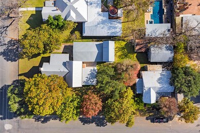 107 N Acorn St, Fredericksburg, TX 78624 - photo 5