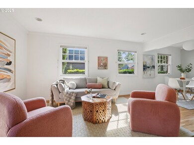 2555 NW Savier St unit 2, Portland, OR 97210 - photo 4