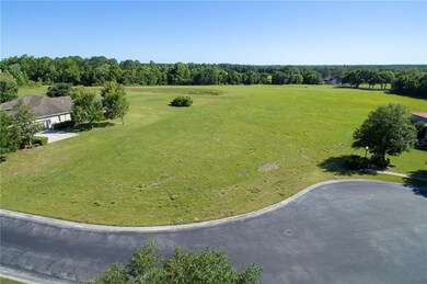 34050 Triple Crown Ct, Dade City, FL 33525 - photo 3