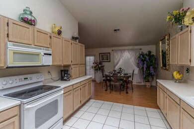 703 E. Glenview AZ #04042-24