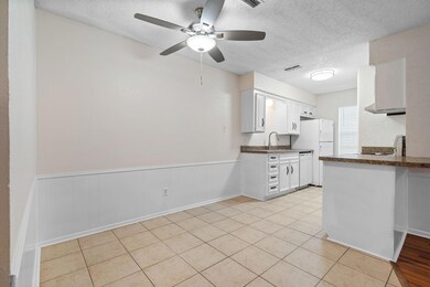 726 E Pecan St, Hurst, TX 76053 - photo 7