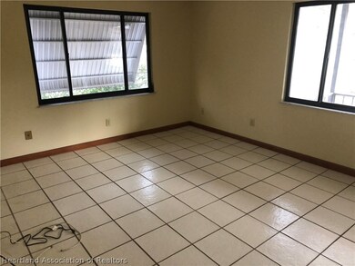 21 E Washingtonia St, Lake Placid, FL 33852 - photo 6