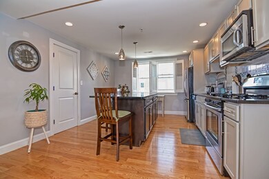 60 Perkins St unit 3, Salem, MA 01970 - photo 3