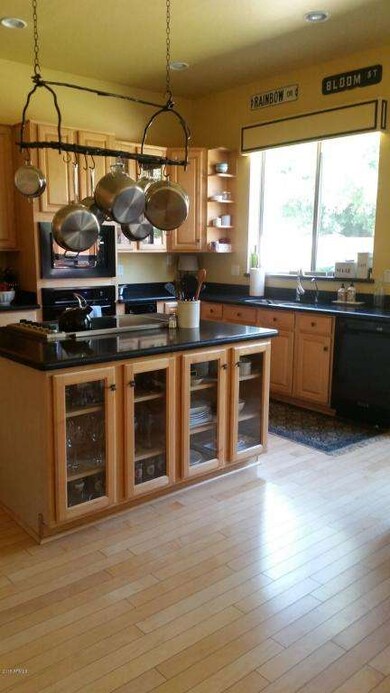 Kitchen2