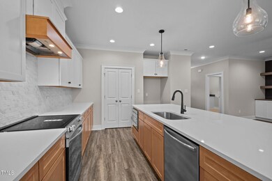 19-web-or-mls-_NFP6581