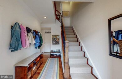 1211 Dockside Cir, Baltimore, MD 21224 - photo 5