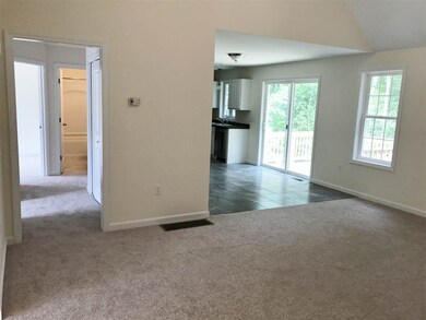 39 Regency Ct, Rochester, NH 03867 - photo 5