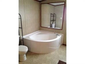 Master Bath/Spa.