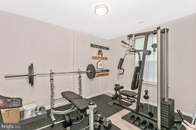 17 Gates Park Ct, Halethorpe, MD 21227 - photo 6