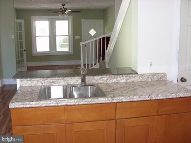 816 Clifton Ave, Darby, PA 19023 - photo 3