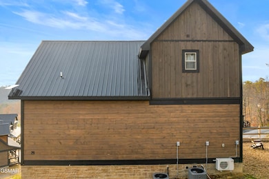 2232 Pinnacle Ridge Trail, Sevierville, TN 37876 - photo 4