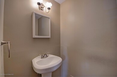 42 Guest Dr, Morganville, NJ 07751 - photo 4