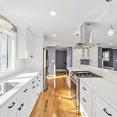 30 Town Hill St unit C, Quincy, MA 02169 - photo 7