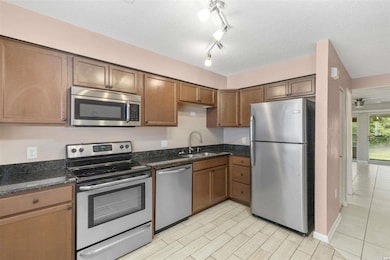 1216 Pinegrove Dr unit D, Myrtle Beach, SC 29577 - photo 4