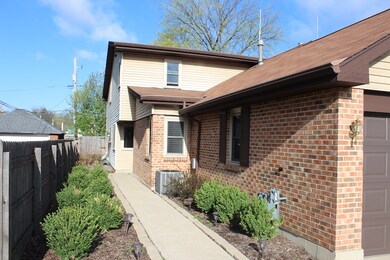 839 N Center St, Naperville, IL 60563 - photo 2