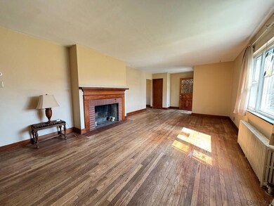 1706 Pitt Ave, Johnstown, PA 15905 - photo 2