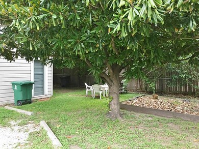 815 Redan St, Houston, TX 77009 - photo 4