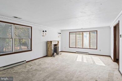 521 E G St, Purcellville, VA 20132 - photo 3