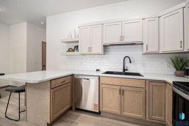 3603 S Broek Dr, Sioux Falls, SD 57106 - photo 6