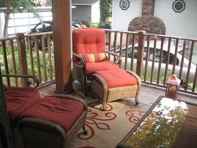 321 N Larch Ave, Elmhurst, IL 60126 - photo 4