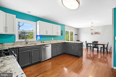 27275 Queentree Rd, Mechanicsville, MD 20659 - photo 5