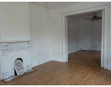 Dining Room. or looking into 3rd bedroom